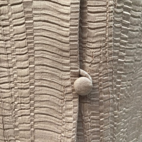 KASPER Skirt Suit. - Picture 3 of 11